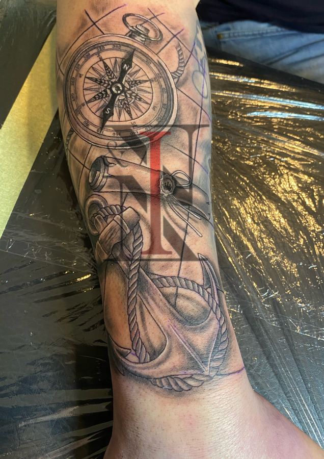 Realistic-Tattoo von Needle & Ink