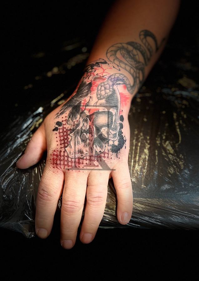 Trash Polka-Tattoo von Needle & Ink